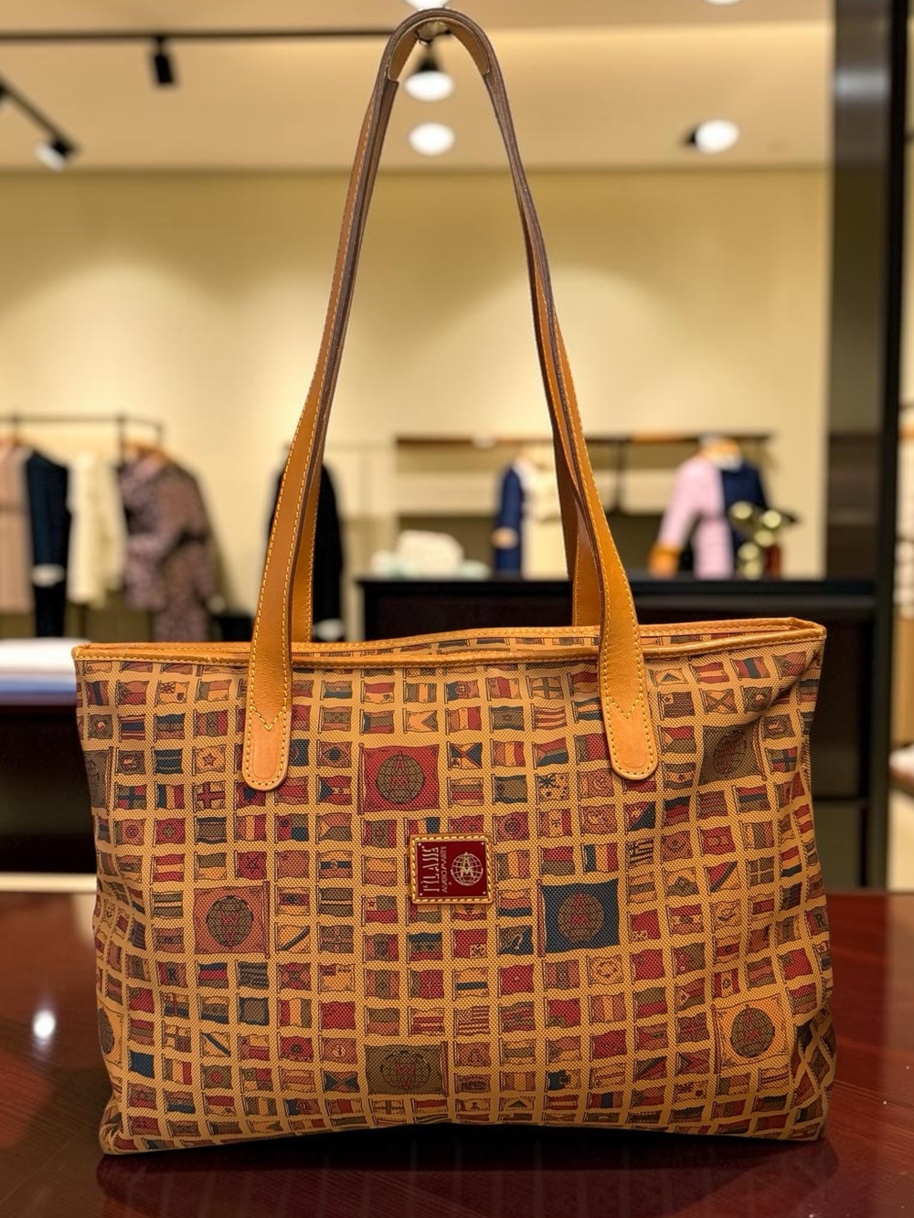 Alviero Martini 1A Classe Vintage Tote